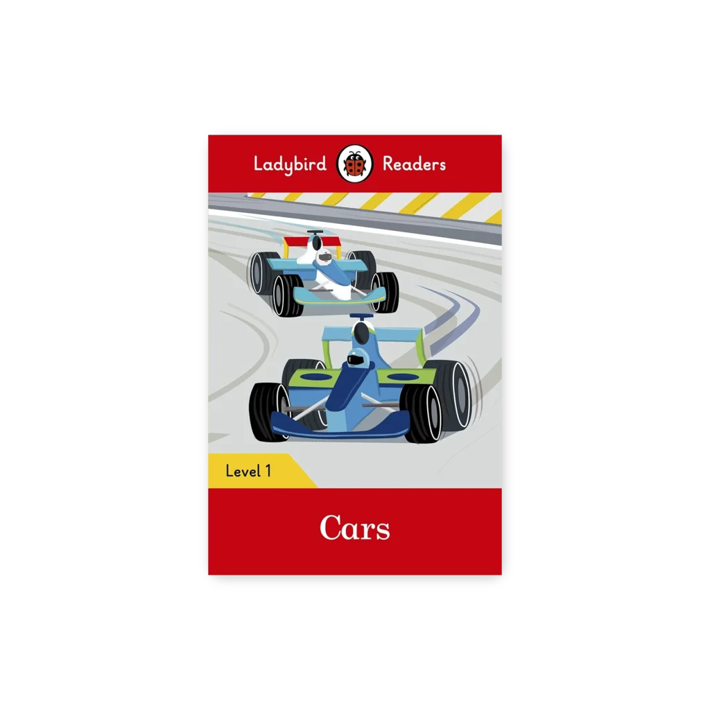 Okładka książki „Cars” z serii Ladybird Readers. Dwa kolorowe samochody wyścigowe na torze. Książka na poziomie Level 1.