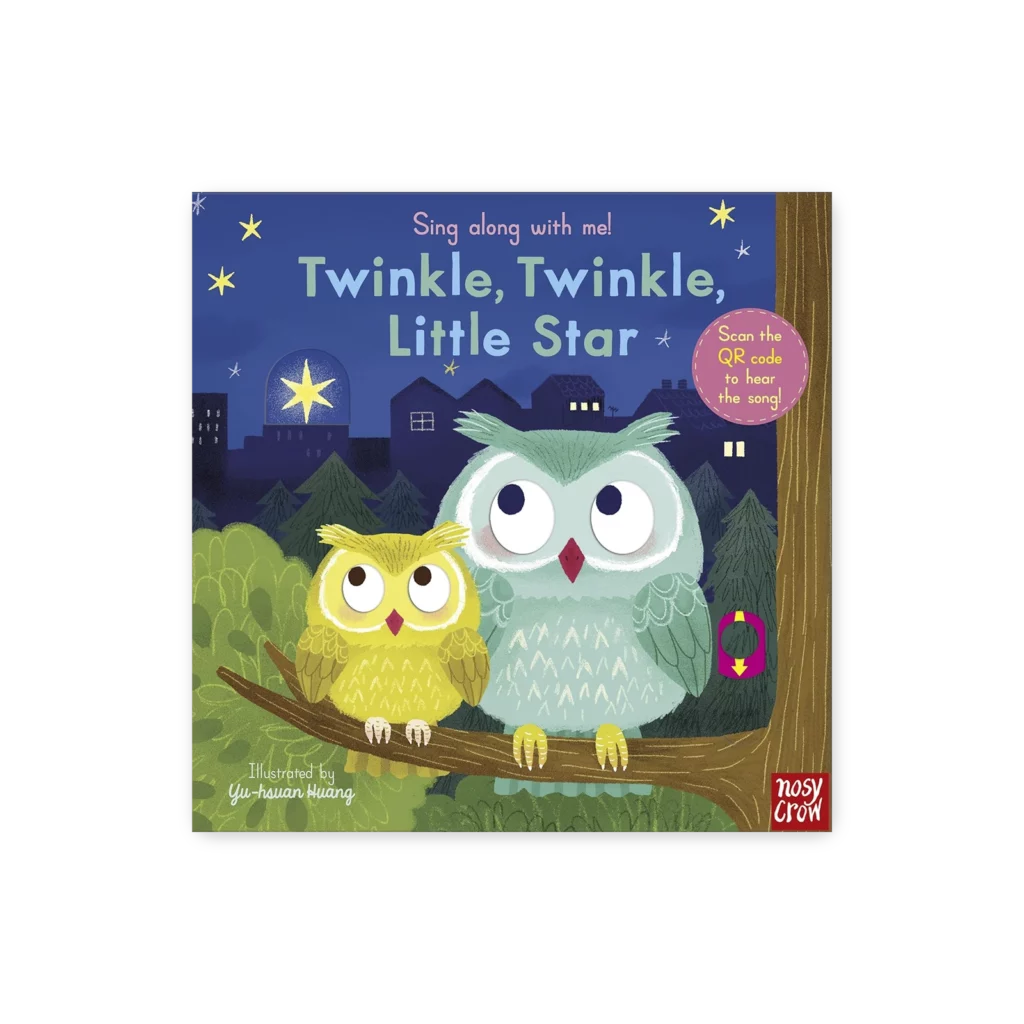 Okładka książki Twinkle Twinkle Little Star z dwiema sowami na gałęzi, nocnym niebem i kodem QR do odsłuchania piosenki